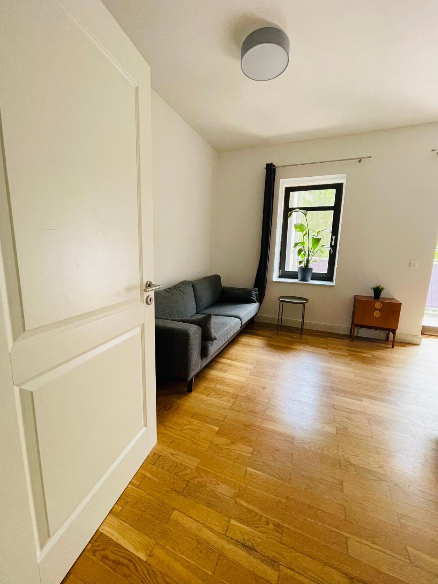 Charmante Wohnung Im Gruenen Leipzig Exteriör bild